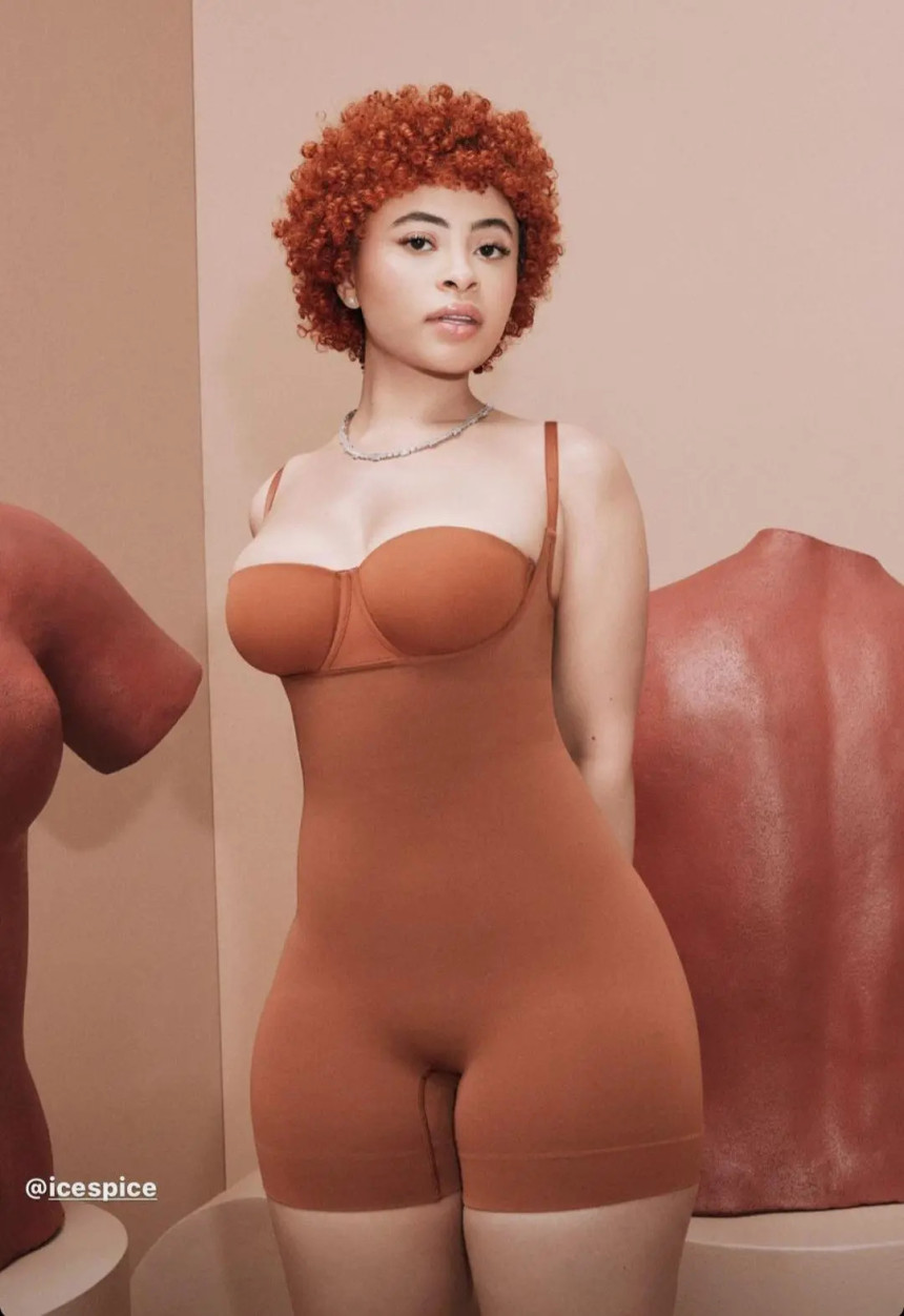 Watch Ice Spice leak